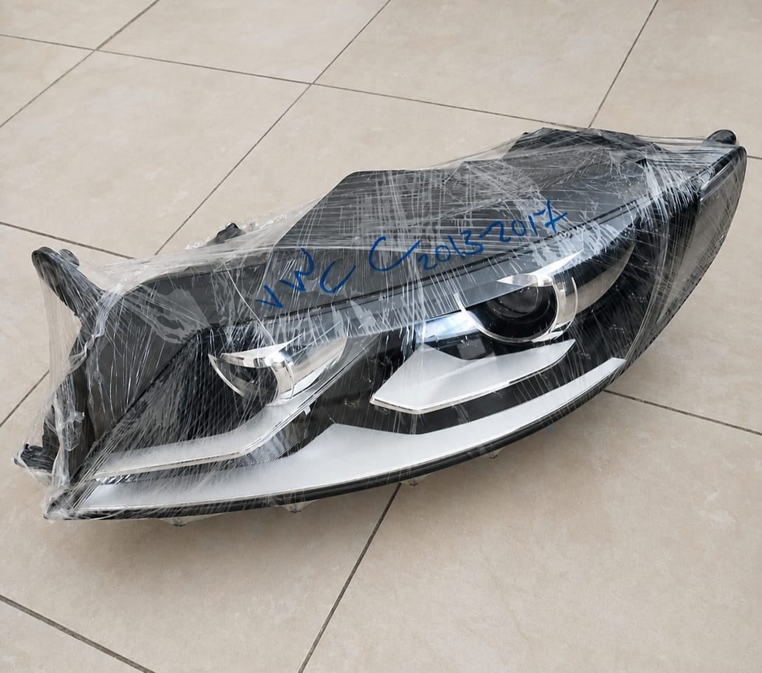 VW CC LHS Headlight